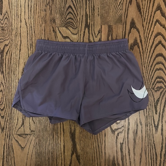 Nike Pants - nike athletic shorts